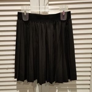Pleated Skirt with Velvet Waistband